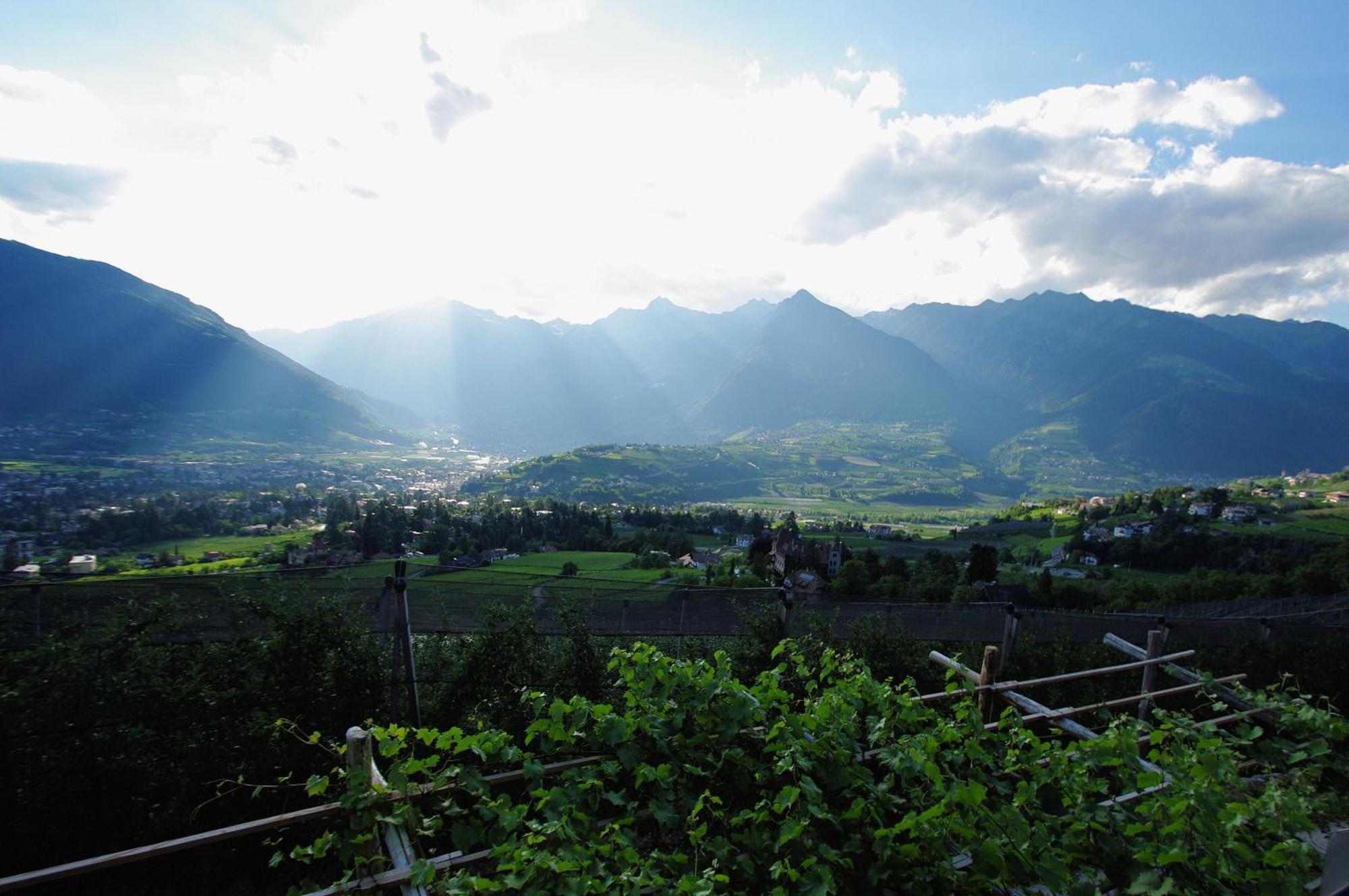 Schwarzplatterhof Lägenhet Merano Exteriör bild