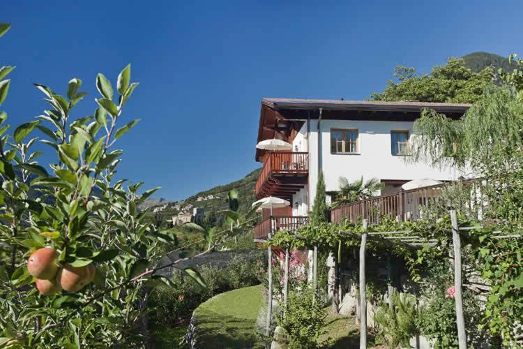 Schwarzplatterhof Lägenhet Merano Exteriör bild